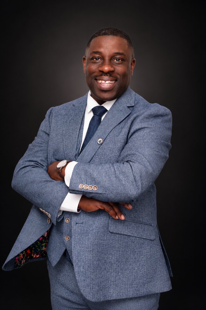 Dr Israel Aanu